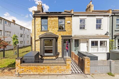 Brayards Road, London