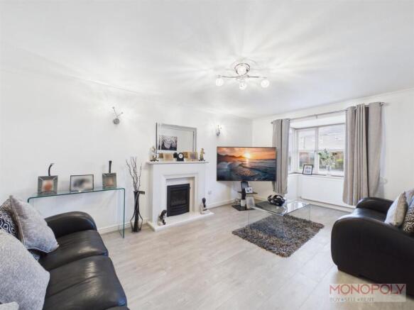 Berse Road, Caego, LL11 photo 2