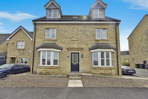 8, Whitehead Close, Bradford BD4 8AS
