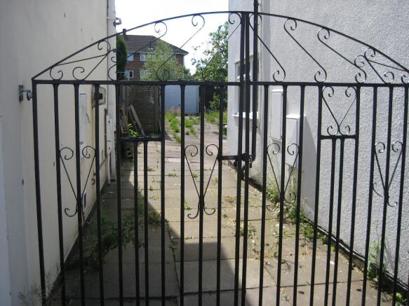 Photo 12