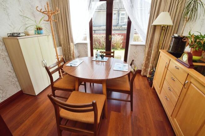 6e57c1df-Dining 2...