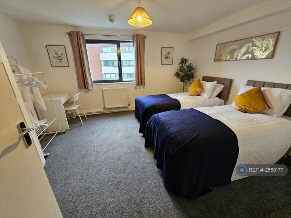 King Size, Zip Link Beds