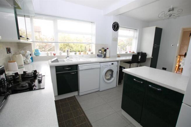 BREAKFAST KITCHEN