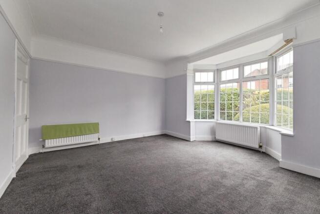 3 bed Apartment for sale Image 7