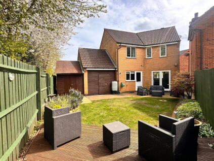 Firs Avenue, Uppingham, Oakham, LE15 9RE