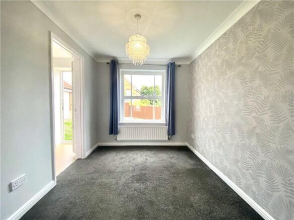 3 bed Detached to rent Image 4
