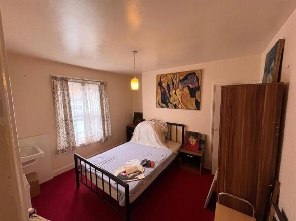 5 bed Terraced for sale Image 10