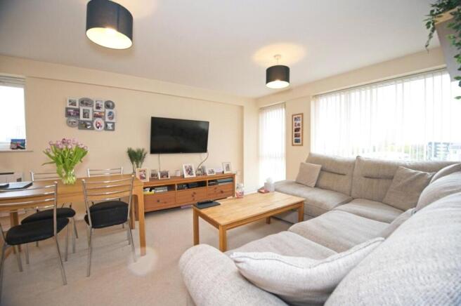 Living/Dining Area