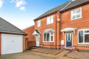 32, Badger Gardens, Worcester WR5 3TG