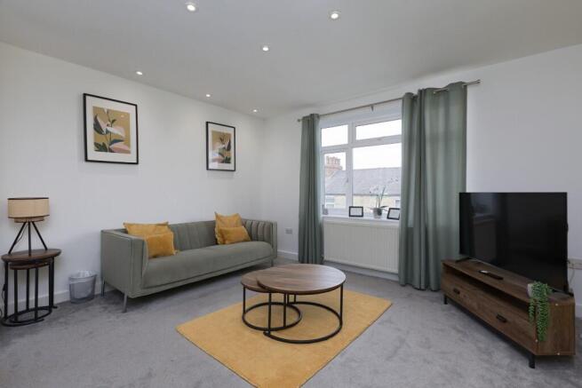 4 bed Block of Apartments for sale Image 5