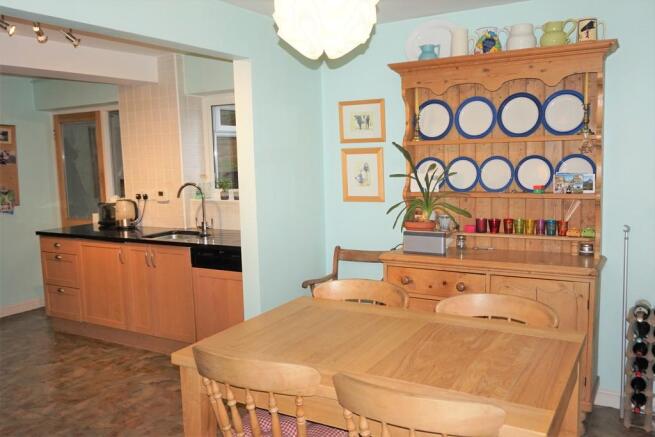 Dining Area 2