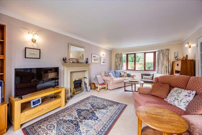 Nairn Close, Farnsfield photo 4