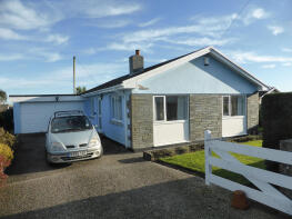 Fairview, Crellow Lane, Truro TR3 7BA