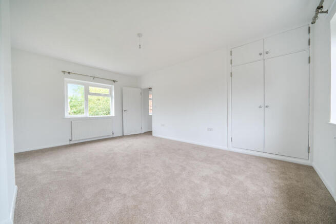 3 bed House to rent Image 12