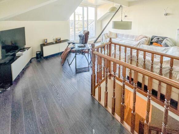 2 bed Apartment for sale Image 8