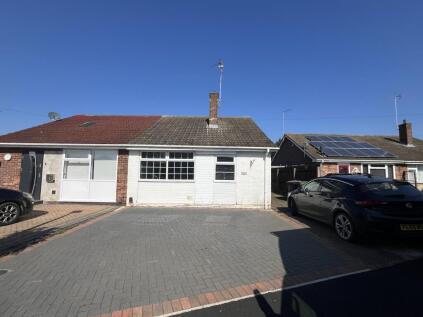 Newcastle Drive, Orton Longueville, Peterborough, PE2