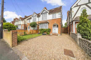 25, Northumberland Avenue, Reading RG2 7PS