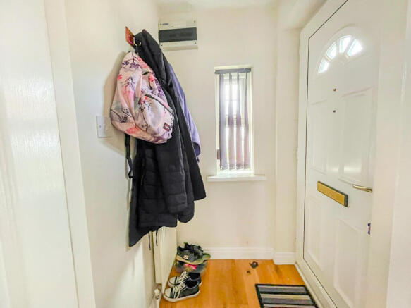 2 bed Semi-Detached for sale Image 7