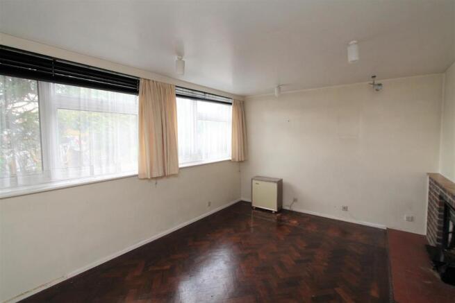Living Room.JPG