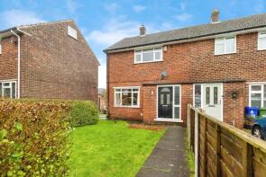 32, Lanegate, Hyde SK14 5BZ