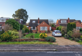 16, Crancott Close, Bedford MK45 3ND