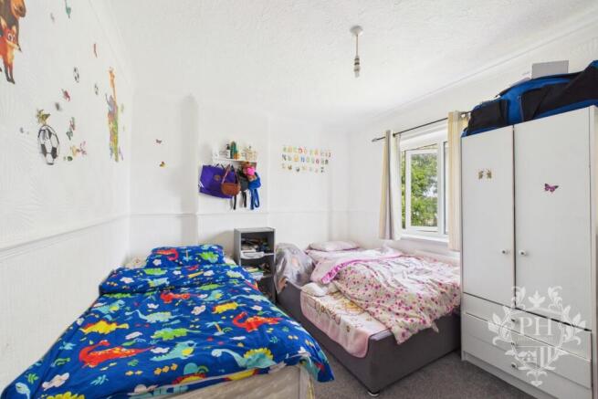 2 bed Semi-Detached for sale Image 8