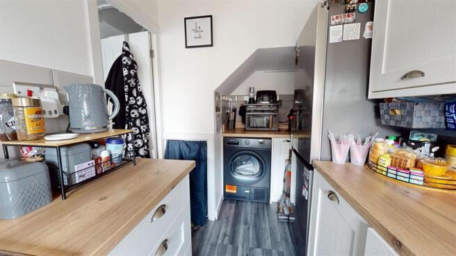 2 bed Town House for sale Image 5
