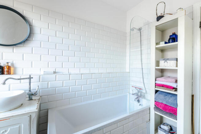 bathroom2