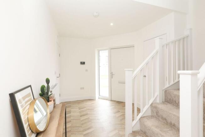 3 bed Detached for sale Image 4