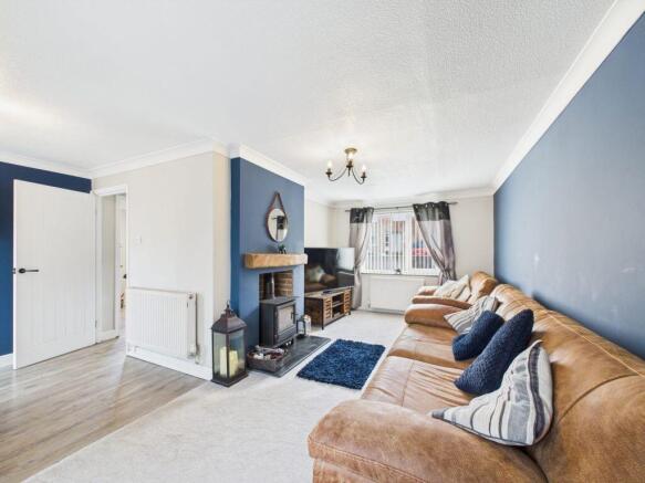 3 bed Semi-Detached for sale Image 5