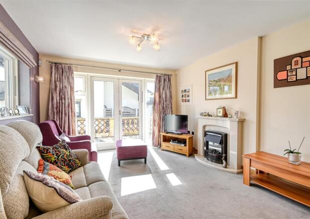 2 Bradeney Drive-4.jpg