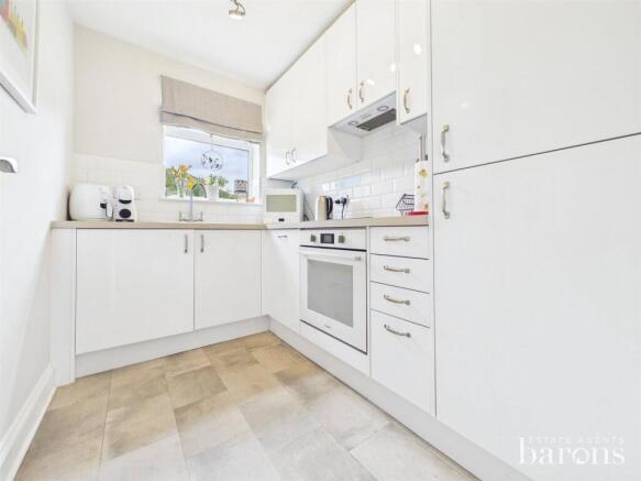 Guinea Court, Chineham, Basingstoke, Hampshire, RG24 photo 3