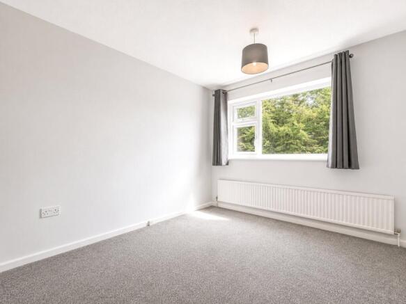 3 bed Terraced for sale Image 5