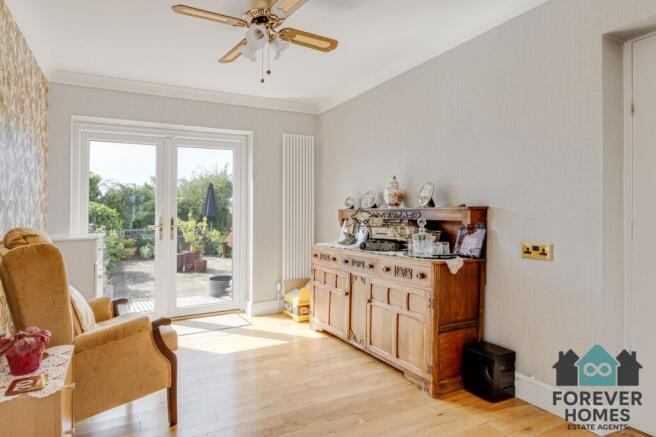 3 bed Detached for sale Image 6