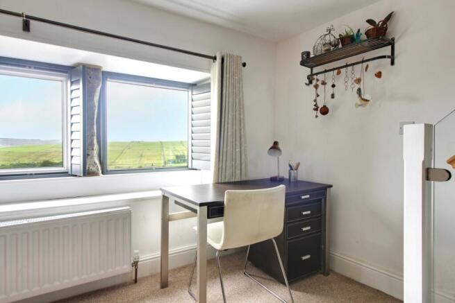 2 bed Terraced for sale Image 7