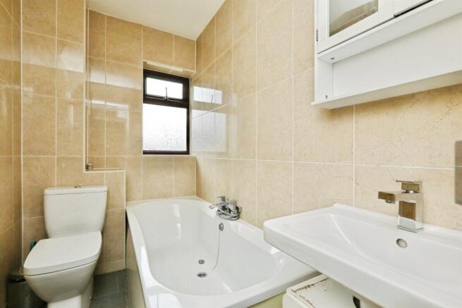 2 bed Semi-Detached for sale Image 8