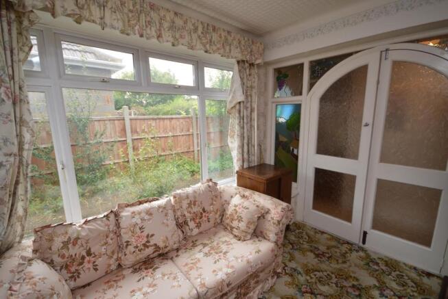 Reception/Bedroom Fi