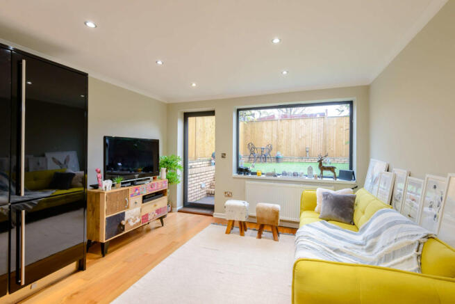 8487204-interior02-800