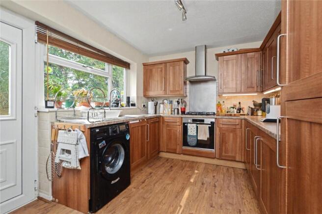 2 bed Semi-Detached for sale Image 11