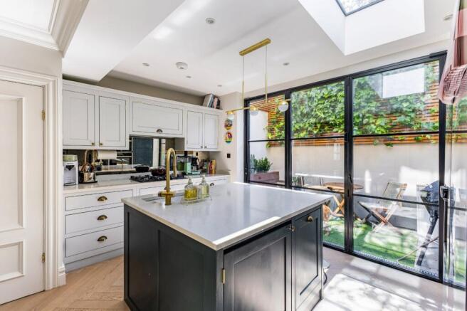 Kitchen 1