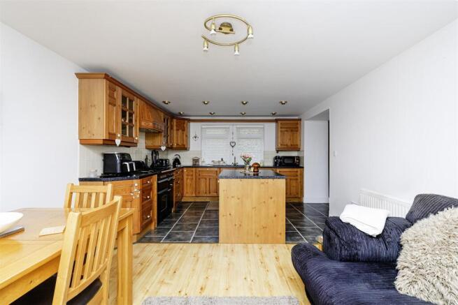 3 bed End of Terrace for sale Image 10