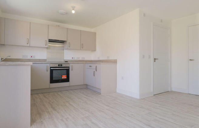 3 bed Semi-Detached for sale Image 4
