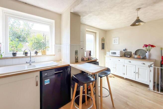 Kitchen/Breakfast