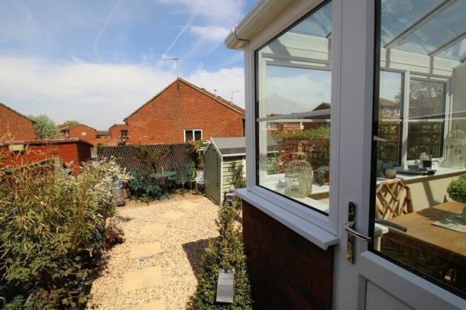 Rear  Aspect o...