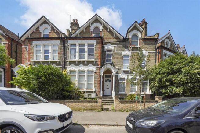 18 Halesworth Road - pC1DF6T8VZeX1GFU7BrL.jpg