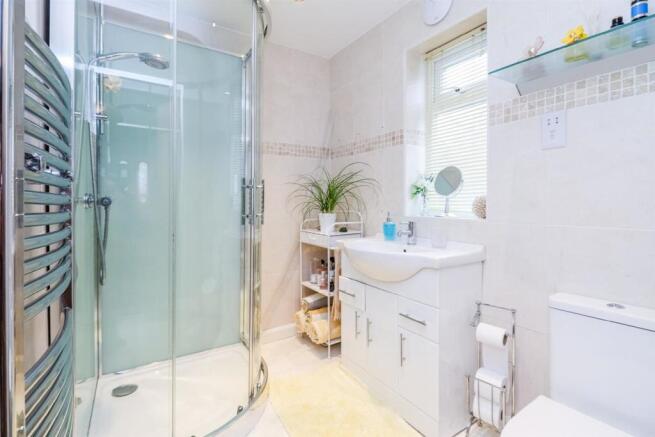 GROUND FLOOR SHOWER ROOM/W.C.