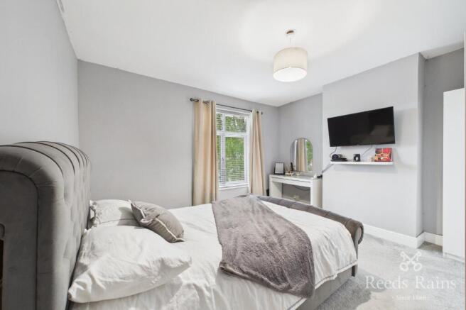 3 bed Terraced for sale Image 11