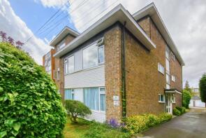 6, 25 Salter Court, Montague Road, Wimbledon, London SW19 1TD