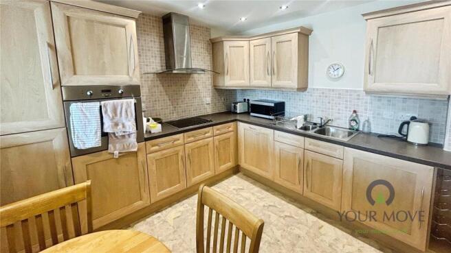 2 bed Retirement Property for sale Image 5
