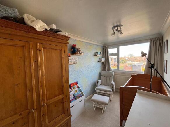 3 bed Semi-Detached Bungalow for sale Image 9